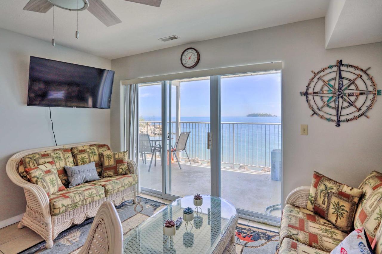 Cozy Lakefront Middle Bass Retreat With Balcony Пут-ін-Бей Екстер'єр фото